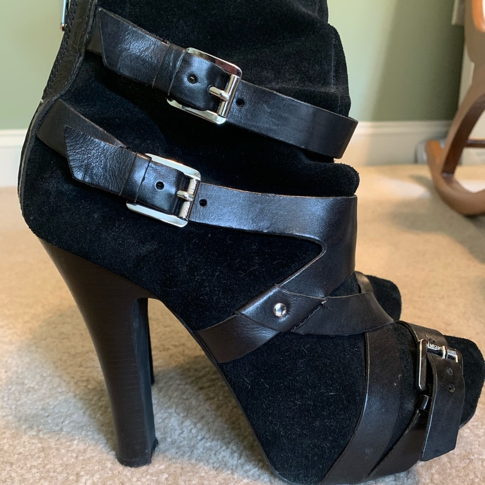 Michael Kors Suede Short Boots Booties